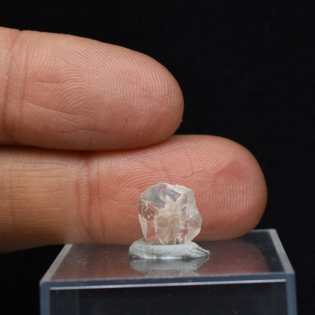 Phenakite, Phenacite RARE Crystal from Ukraine - 2ct, 0.35 grams, 1cm