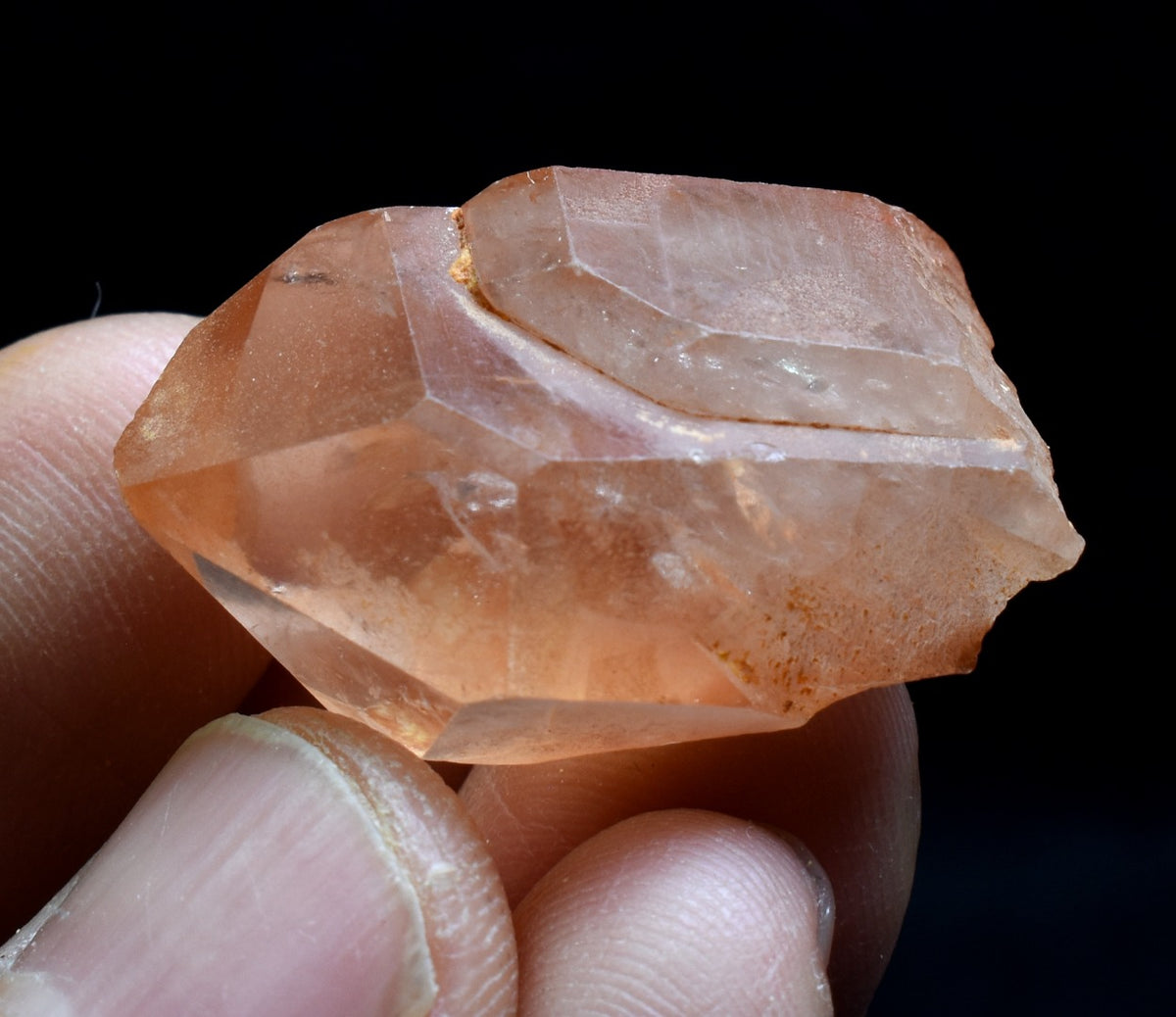Tangerine Lemurian Quartz Crystal Point, Tower, Wand from Brazil - 3cm - 11 grams