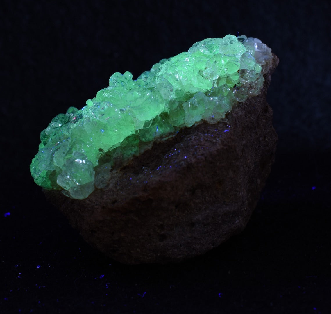Mexican Hyalite Opal Collector Grade Specimen Stone on Matrix - UV Reactive Fluorescent - 54 grams #20