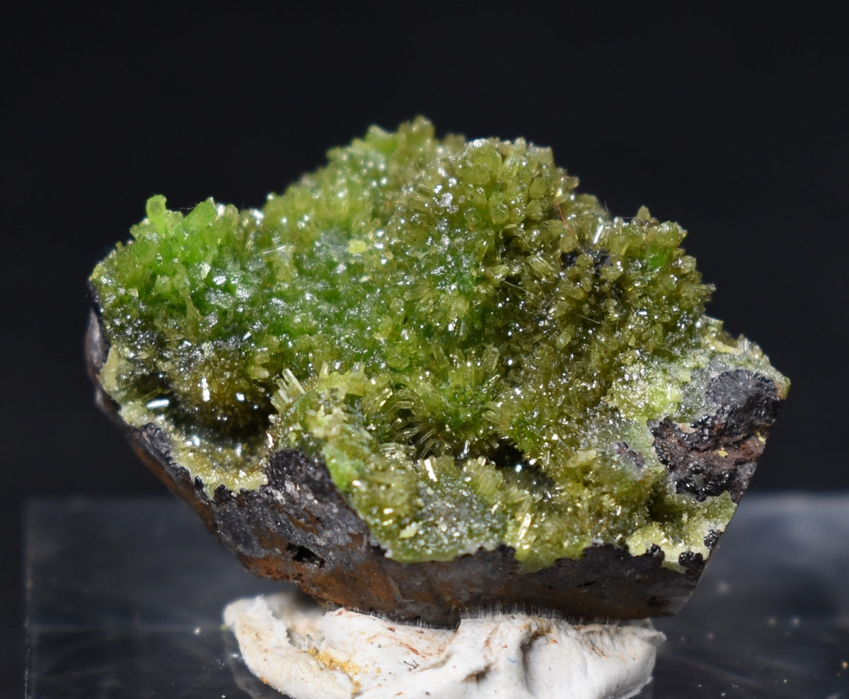 Lustrous Apple Green Pyromorphite Crystal - Daoping Mine, China - Rare - 18 grams