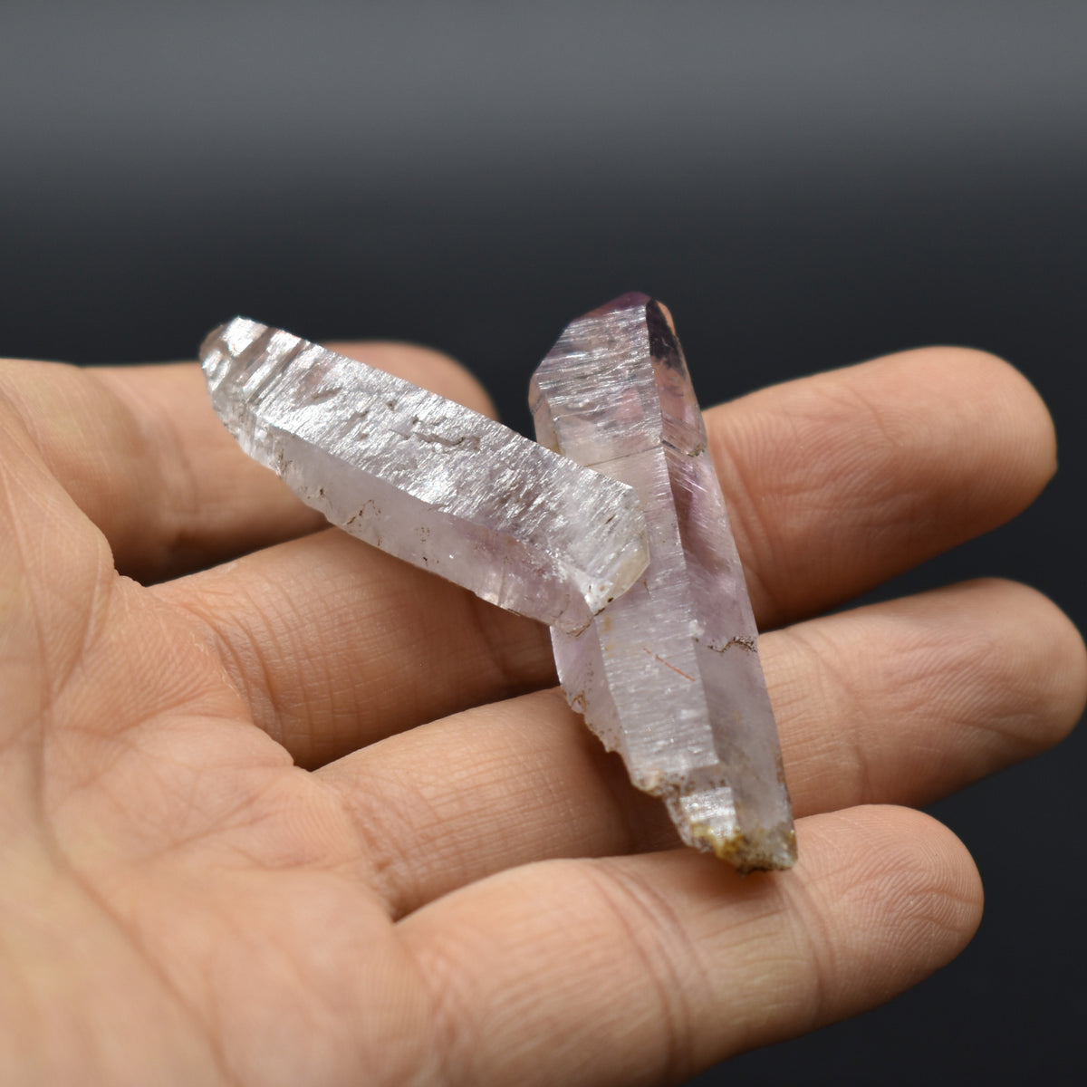 Vera Cruz Amethyst Raw Crystal Cluster - 21 grams - #22