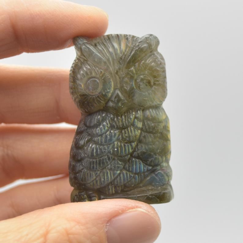 Labradorite Owl - 31 grams - 4.5cm x 2.5cm x 1.3cm - #04