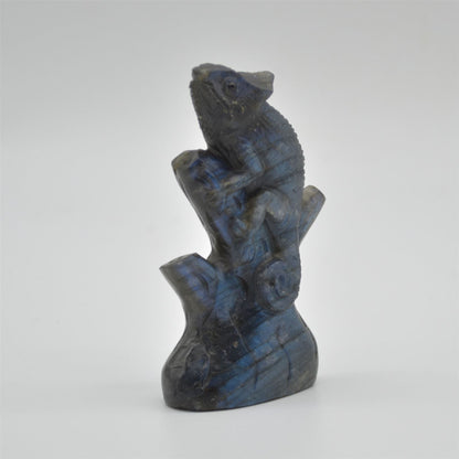 Labradorite Chameleon - 8.5cm x 5cm x 2cm - 84 grams