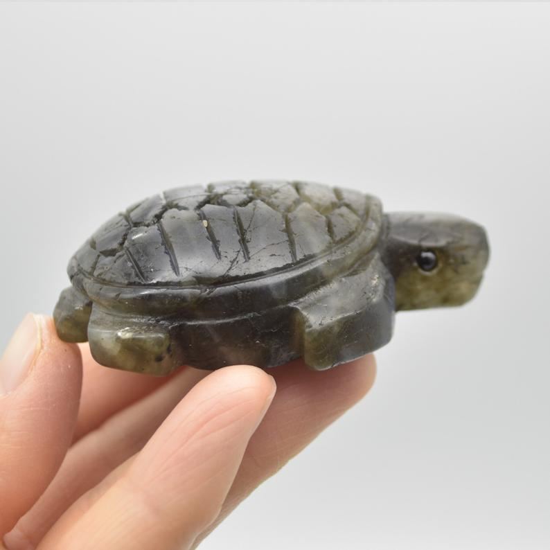 Labradorite Turtle - 6.5cm x 4cm x 2.5cm - 86 grams