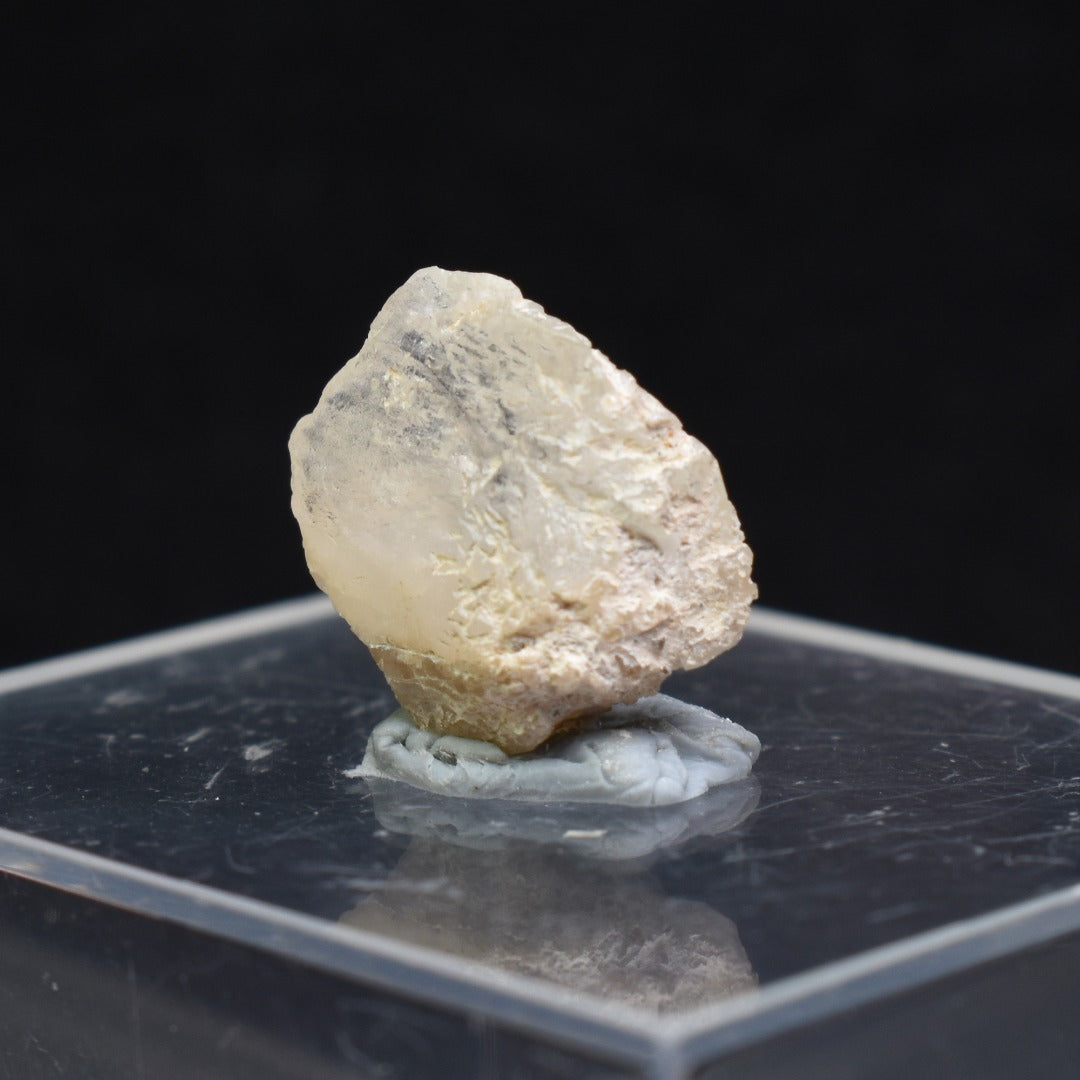 Phenakite, Phenacite RARE Crystal from Ukraine - 6ct, 1.23 grams, 1.4cm