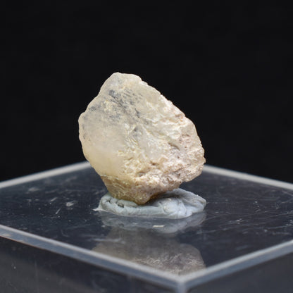 Phenakite, Phenacite RARE Crystal from Ukraine - 6ct, 1.23 grams, 1.4cm