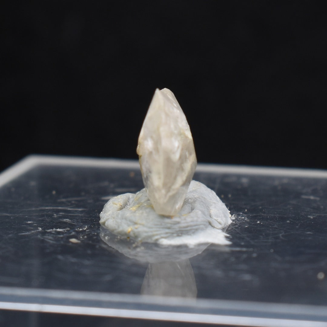 Phenakite, Phenacite RARE Crystal from Ukraine - 2ct, 0.35 grams, 1cm