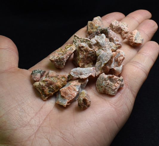 Rosophia Azozeo Raw Crystals - Mixed Lot - 45 Grams