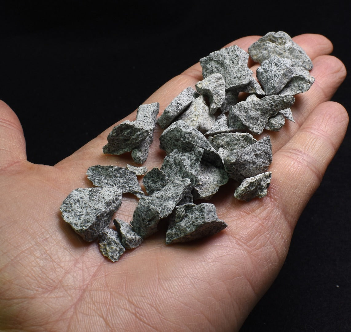 Guardianite Azozeo Raw Quartz Crystals - Mixed Lot 01 - 43 grams