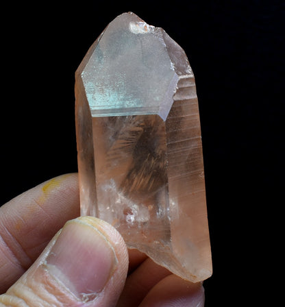 Tangerine Lemurian Quartz Crystal Point, Tower, Wand from Brazil - 6cm - 54 grams