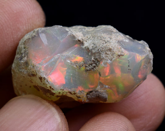 Large Ethiopian Welo Rough Opal Top Grade Specimen - 38ct weight #104