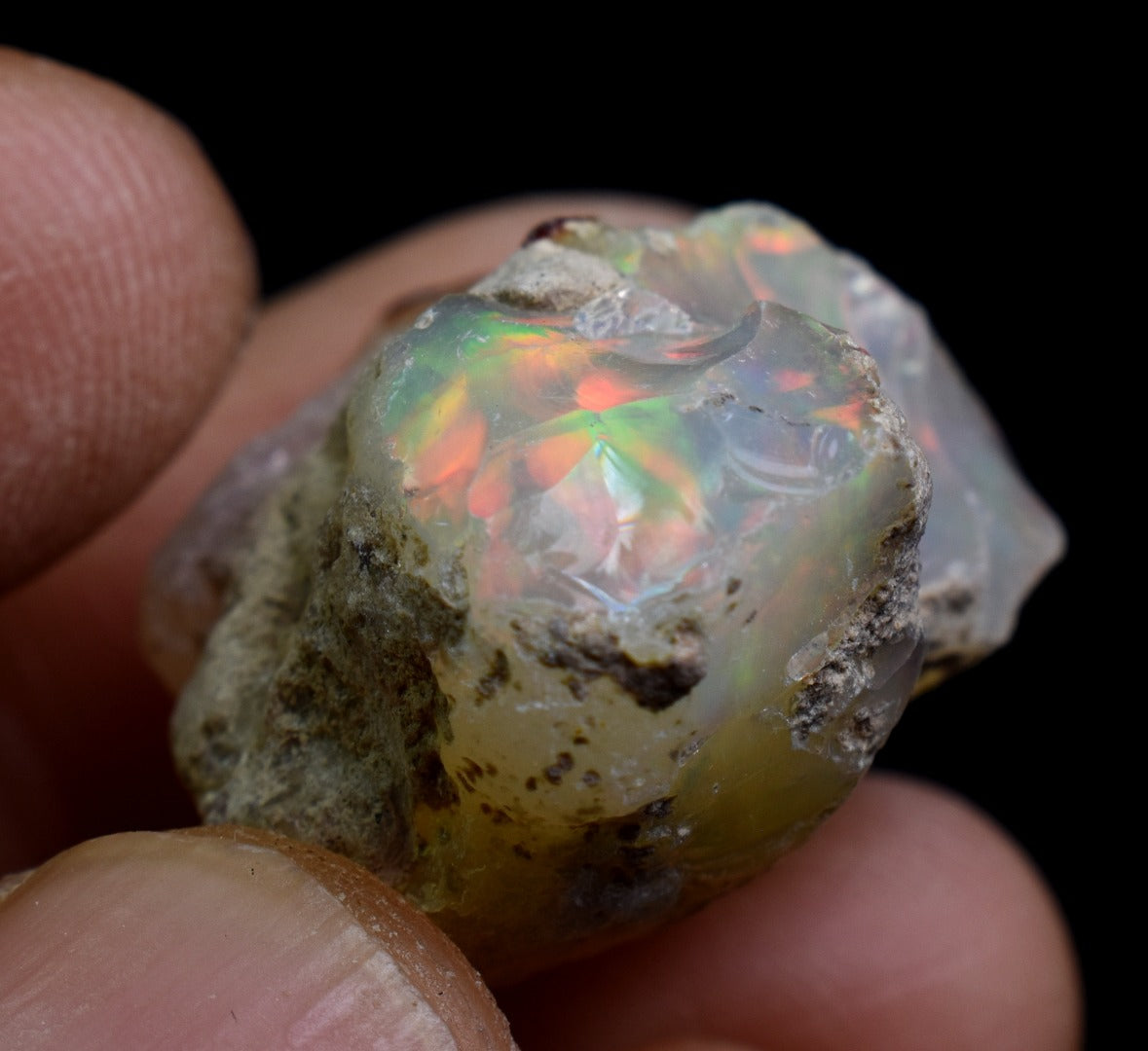 Large Ethiopian Welo Rough Opal Top Grade Specimen - 38ct weight #104