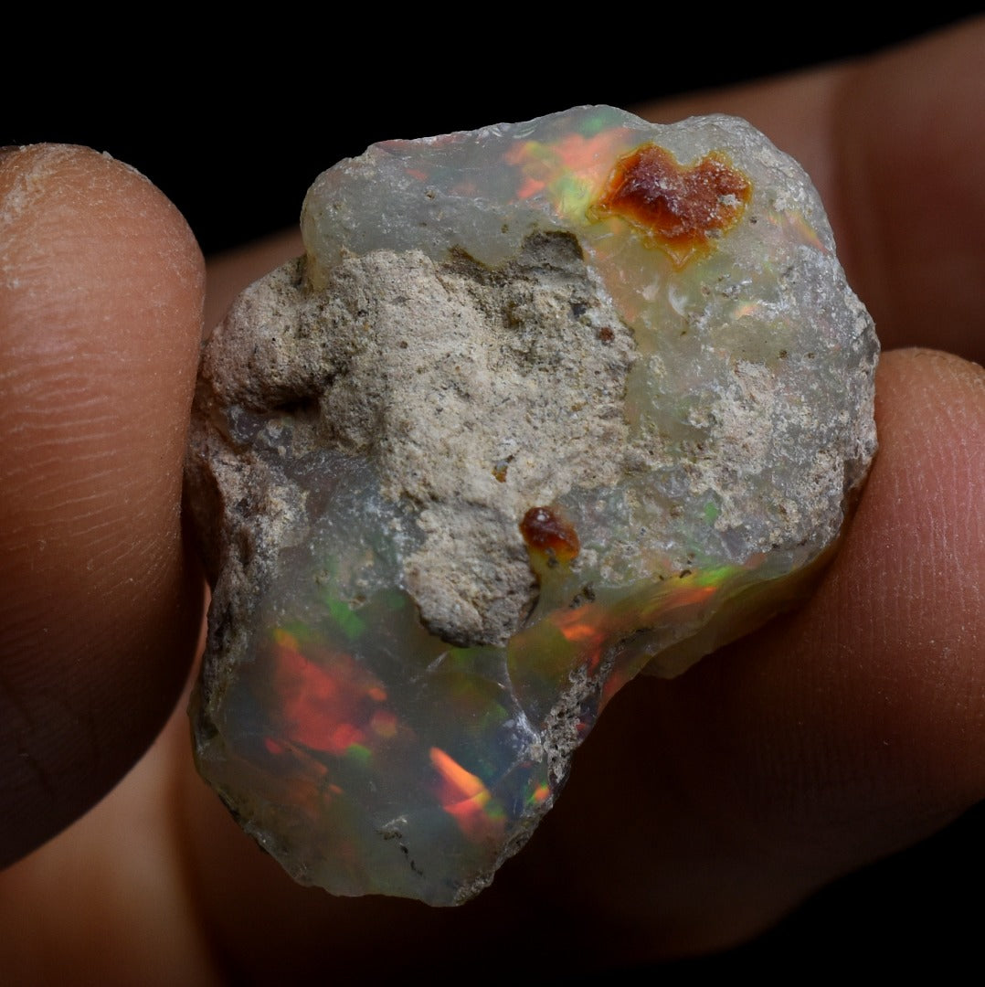 Large Ethiopian Welo Rough Opal Top Grade Specimen - 38ct weight #104