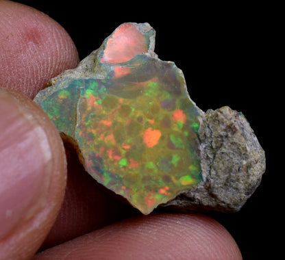 Ethiopian Welo Rough Opal Top Grade Specimen - 11ct weight #109