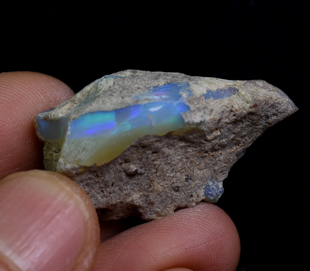 Large Ethiopian Welo Rough Opal Top Grade Specimen - 55ct weight #111