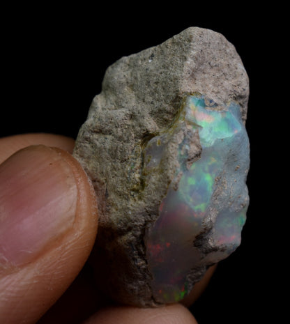 Large Ethiopian Welo Rough Opal Top Grade Specimen - 35ct weight #126