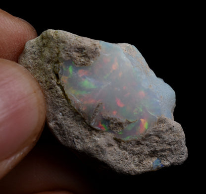 Large Ethiopian Welo Rough Opal Top Grade Specimen - 35ct weight #126