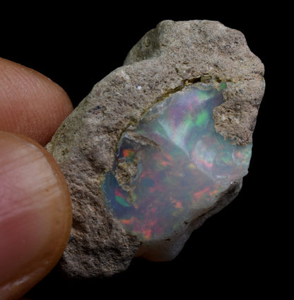Large Ethiopian Welo Rough Opal Top Grade Specimen - 35ct weight #126