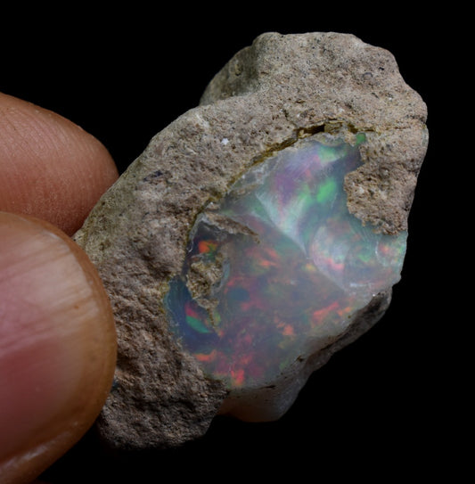 Large Ethiopian Welo Rough Opal Top Grade Specimen - 35ct weight #126