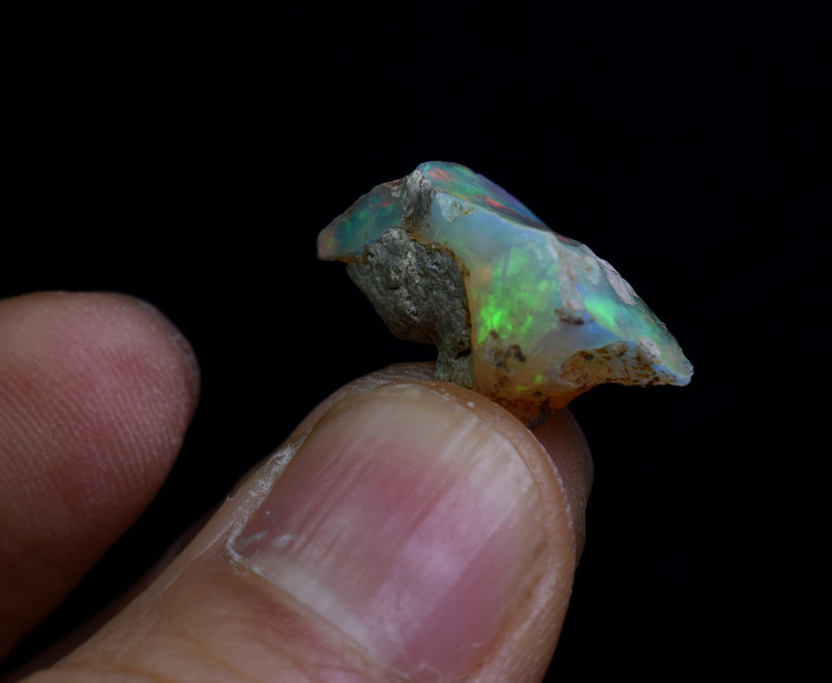 Ethiopian Welo Rough Opal Top Grade Specimen - 10ct weight #128
