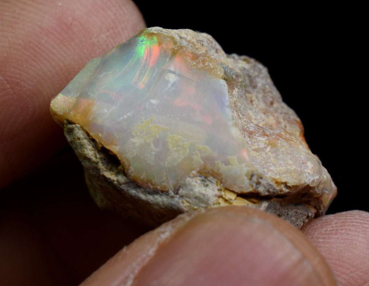 Large Ethiopian Welo Rough Opal Top Grade Specimen - 32ct weight #129