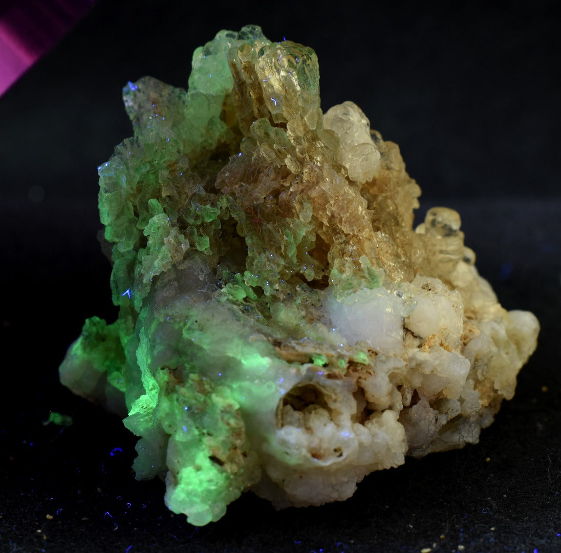 Mexican Hyalite Opal Collector Grade Specimen Stone - UV Reactive Fluorescent - 53 grams #05