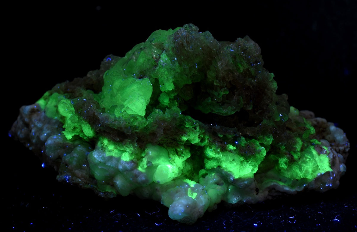 Mexican Hyalite Opal Collector Grade Specimen Stone on Chalcedony Agate - UV Reactive Fluorescent - 55 grams #06