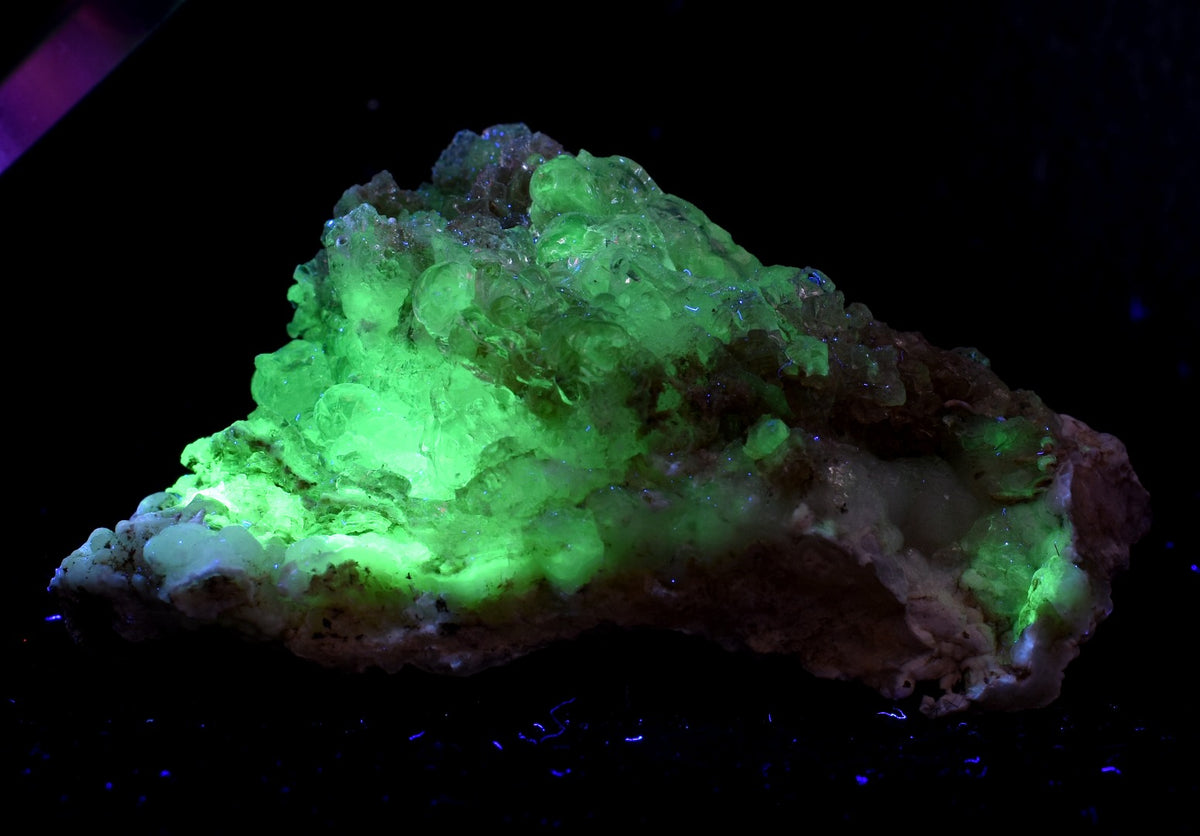 Mexican Hyalite Opal Collector Grade Specimen Stone on Chalcedony Agate - UV Reactive Fluorescent - 55 grams #06
