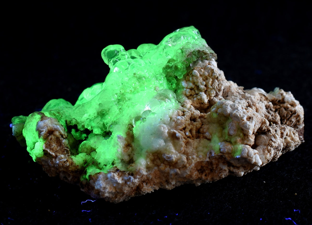Mexican Hyalite Opal Collector Grade Specimen Stone on Chalcedony Agate - UV Reactive Fluorescent - 33 grams #10