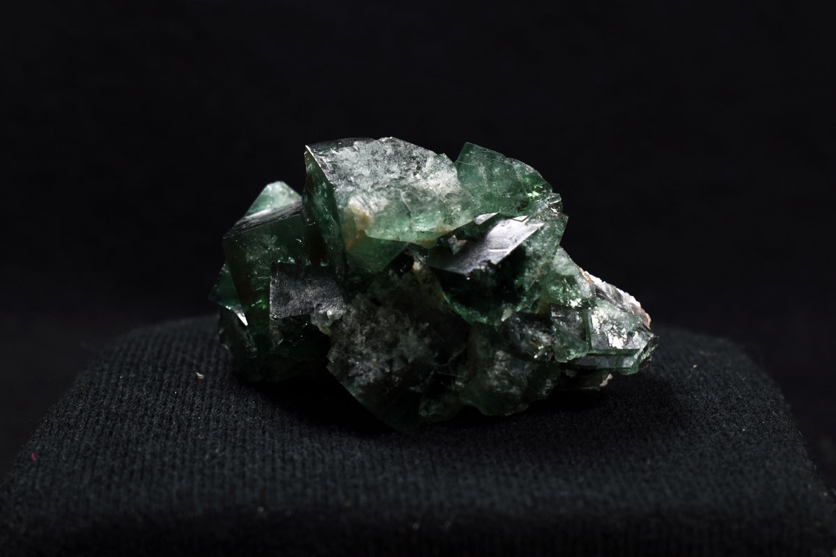 Diana Maria Fluorite Raw Cluster Specimen with Quartz - Sourced UK - 105 grams #416