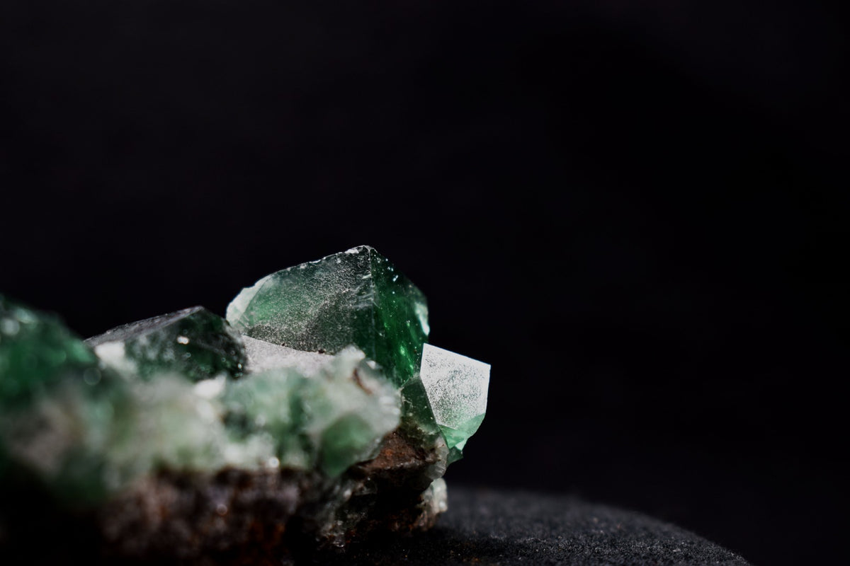 Diana Maria Fluorite Raw Cluster Specimen - Sourced UK - 88 grams #424