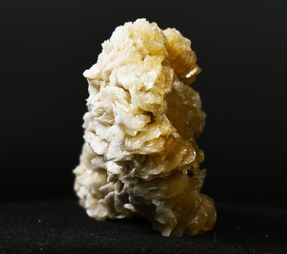 Barite, Baryte Crystal Cluster Mineral From Los Angeles County California USA - 87 grams