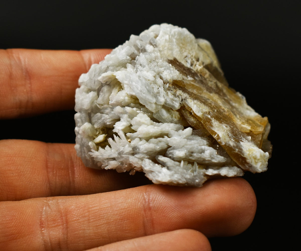Barite, Baryte Crystal Cluster Mineral From Los Angeles County California USA - 108 grams