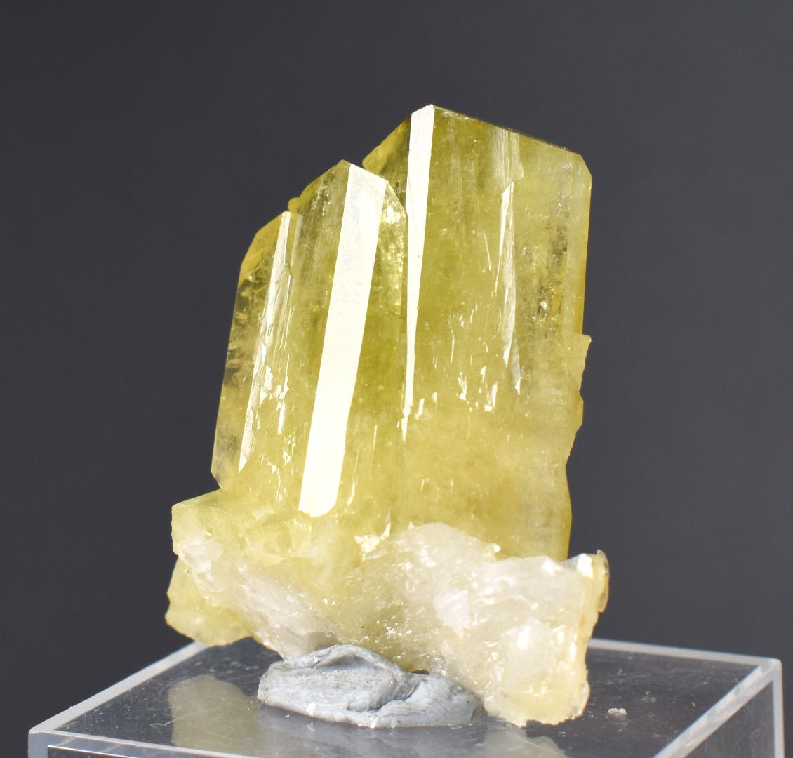 Brazilianite Crystal Cluster with Albite - from Linopolis, Minas Gerais, Brazil, museum quality, 19g