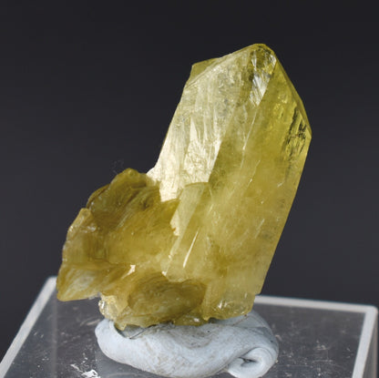 Brazilianite Crystal Cluster with Muscovite - from Linopolis, Minas Gerais, Brazil, museum quality, 9.8g
