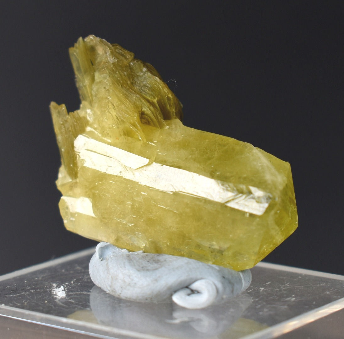 Brazilianite Crystal Cluster with Muscovite - from Linopolis, Minas Gerais, Brazil, museum quality, 9.8g