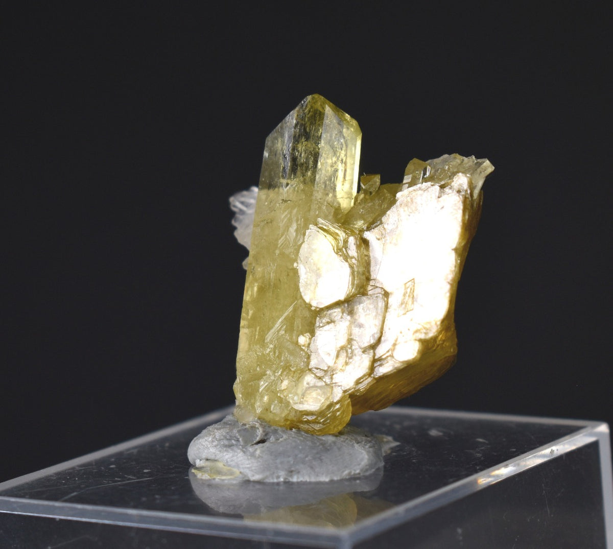 Brazilianite Crystal Cluster with Albite & Muscovite - from Linopolis, Minas Gerais, Brazil, museum quality, 4.7g