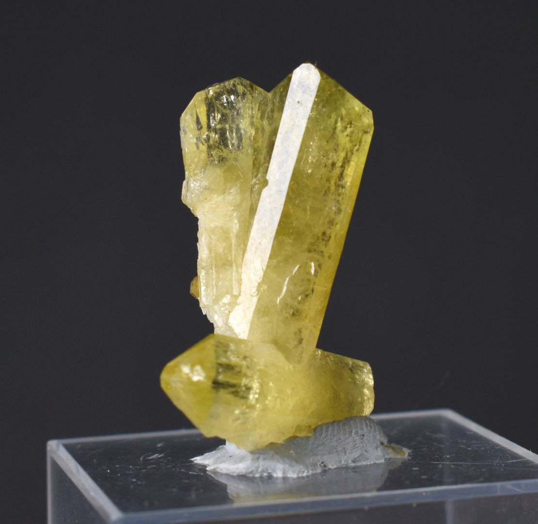 Brazilianite Crystal Cluster with Albite & Muscovite - from Linopolis, Minas Gerais, Brazil, museum quality, 6.3g