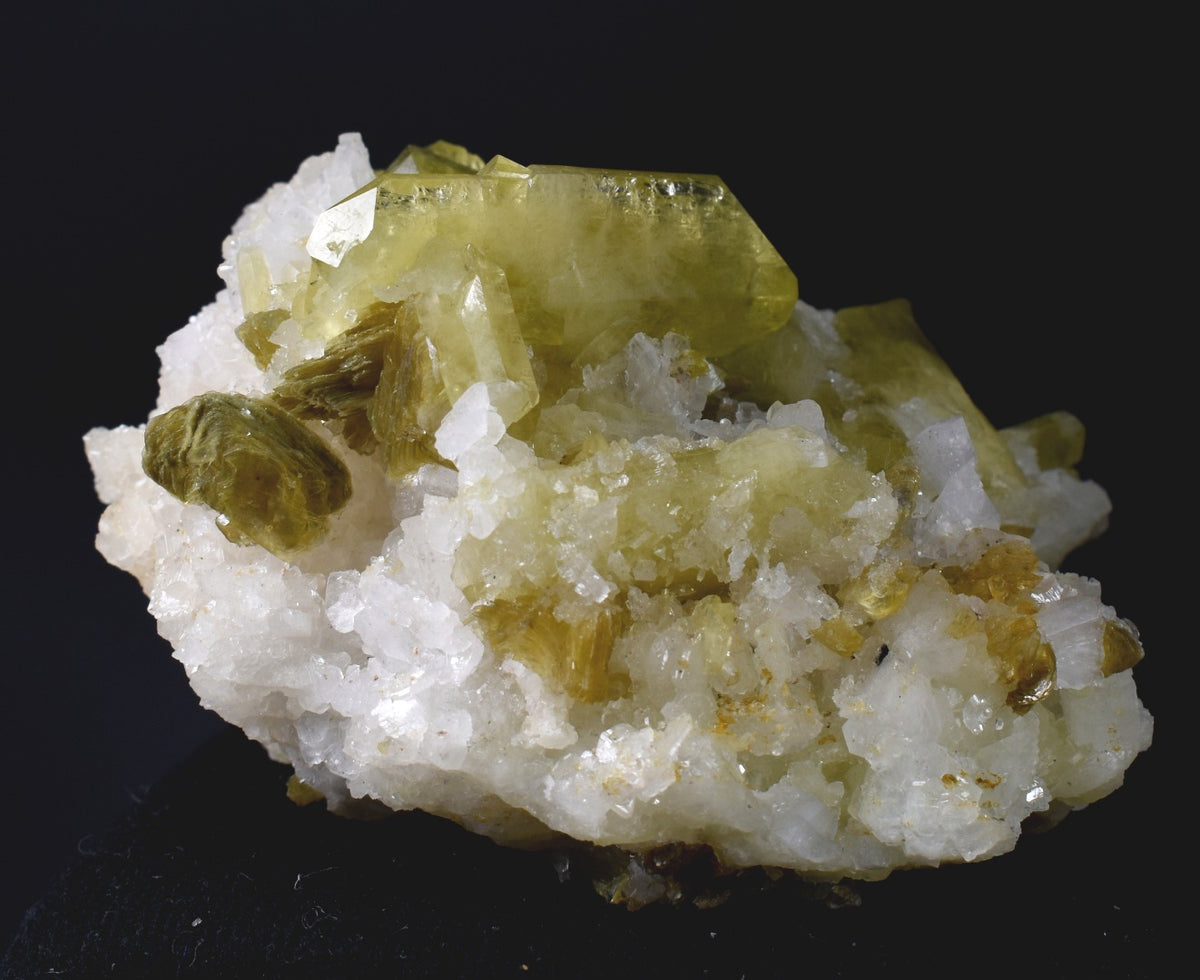 Brazilianite Crystal Cluster with Albite & Muscovite - from Linopolis, Minas Gerais, Brazil, museum quality, 449g
