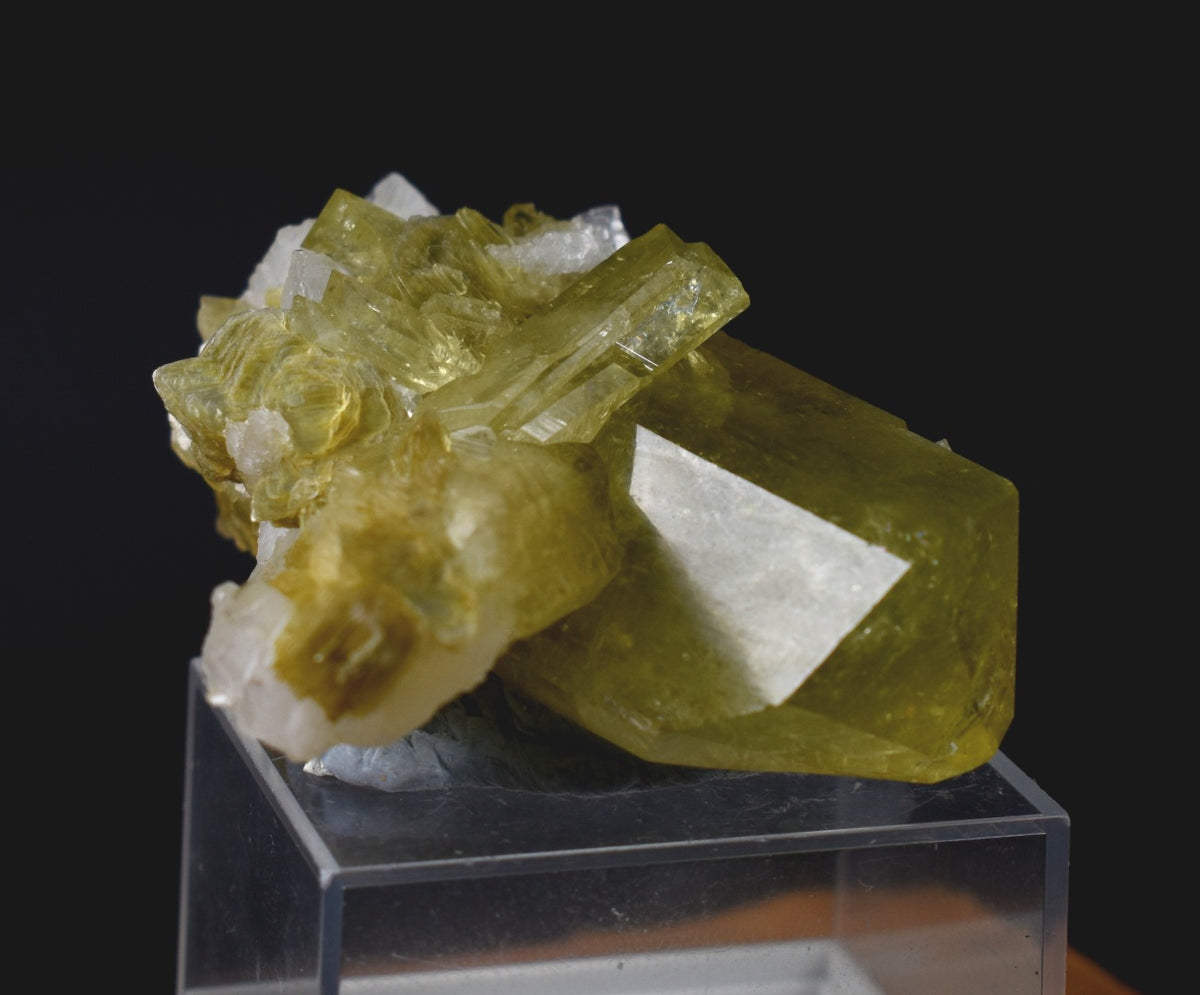 Brazilianite Crystal Cluster with Albite & Muscovite - from Linopolis, Minas Gerais, Brazil, museum quality, 40g