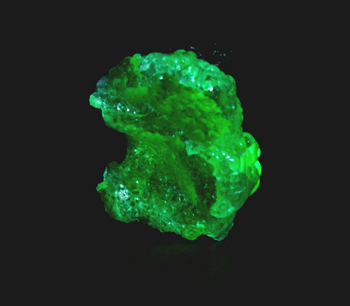 Fluorescent Hyalite Opal with Black Tourmaline - Mineral from Erongo Mountains Namibia, 5.7 grams