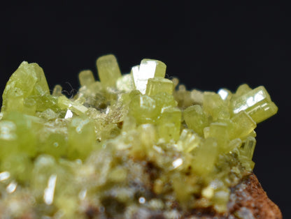 Lustrous Apple Green Pyromorphite Crystal - Daoping Mine, China - Rare - 9.7 grams