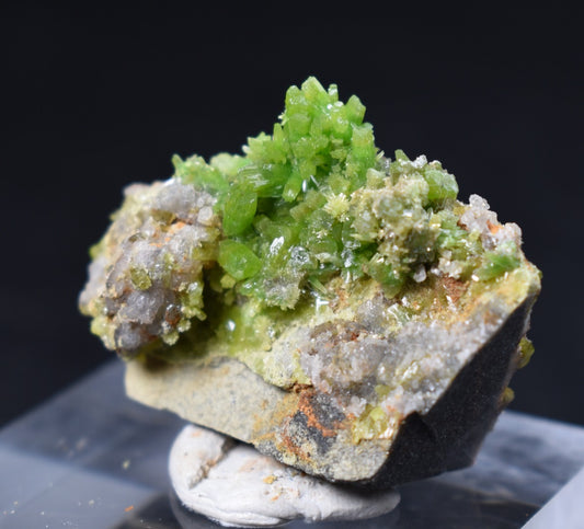 Lustrous Apple Green Pyromorphite Crystal - Daoping Mine, China - Rare - 17.3 grams