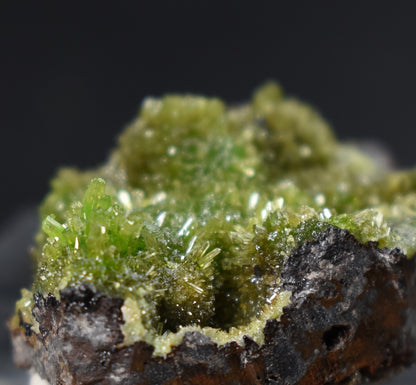 Lustrous Apple Green Pyromorphite Crystal - Daoping Mine, China - Rare - 18 grams