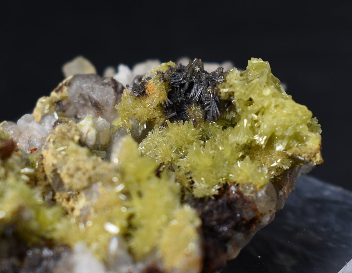 Lustrous Apple Green & Brown Pyromorphite Crystal - Daoping Mine, China - Rare - 14.2 grams