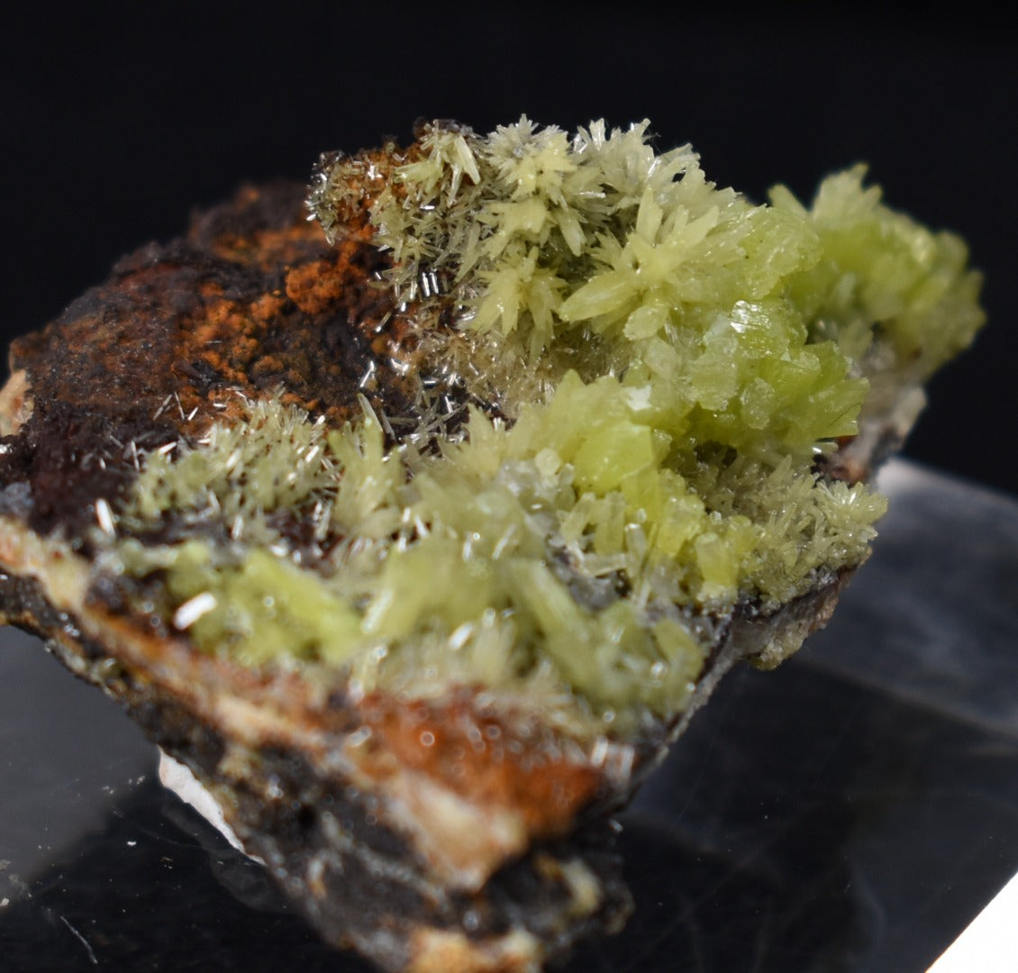 Lustrous Apple Green Pyromorphite Crystal - Daoping Mine, China - Rare - 14.4 grams