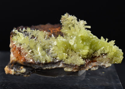 Lustrous Apple Green Pyromorphite Crystal - Daoping Mine, China - Rare - 14.4 grams