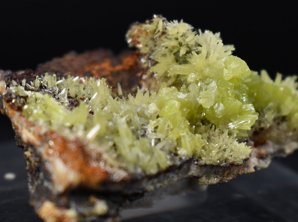 Lustrous Apple Green Pyromorphite Crystal - Daoping Mine, China - Rare - 14.4 grams
