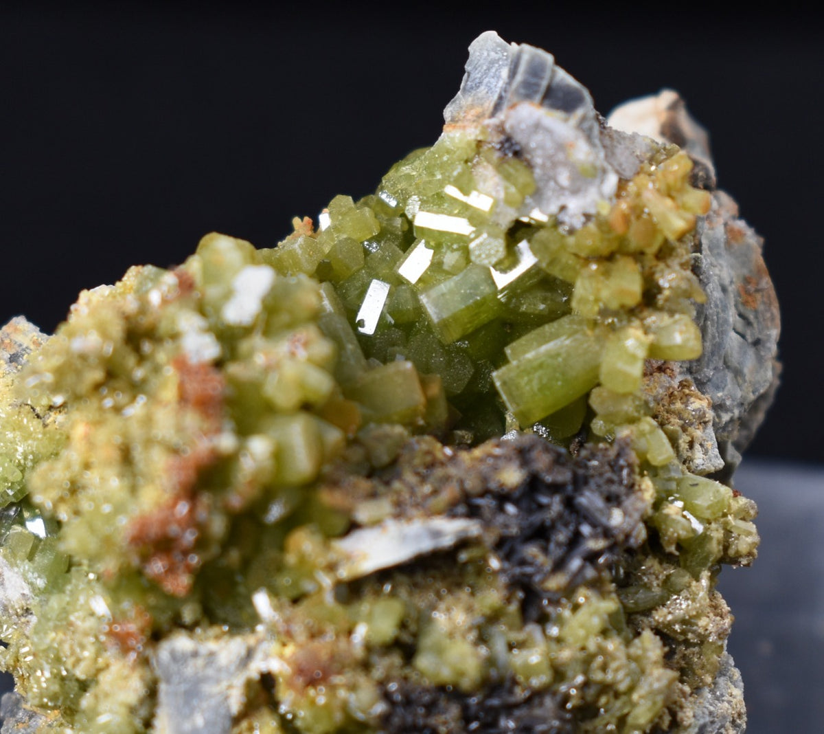 Lustrous Apple Green Pyromorphite Crystal - Daoping Mine, China - Rare - 38.1 grams