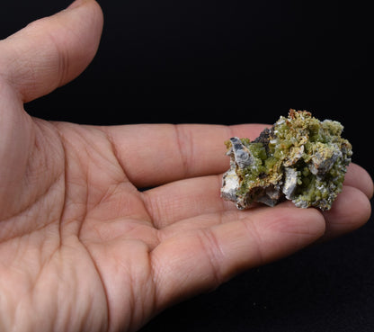 Lustrous Apple Green Pyromorphite Crystal - Daoping Mine, China - Rare - 38.1 grams